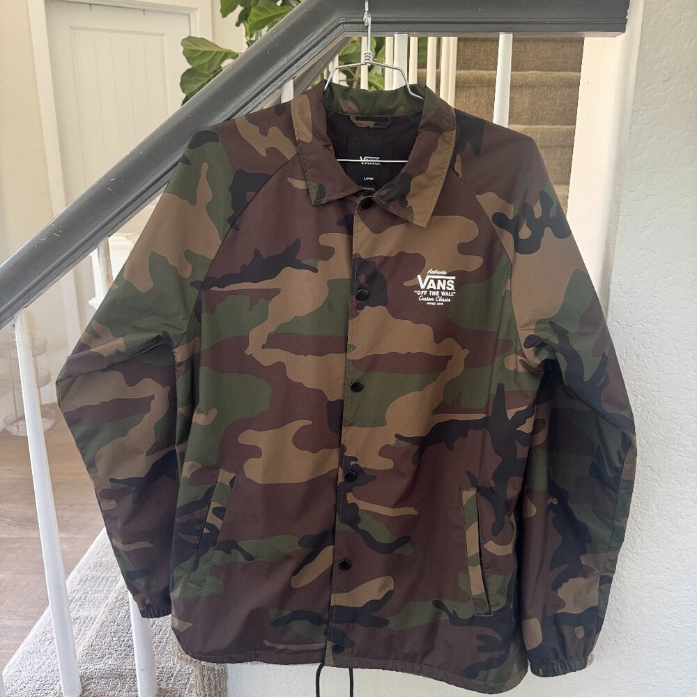 Vans Men's Camo Jacket Size L Windbreaker